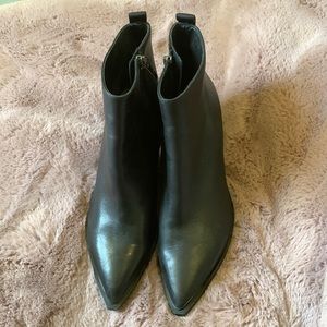 Marc Fisher black leather bootie, size US8